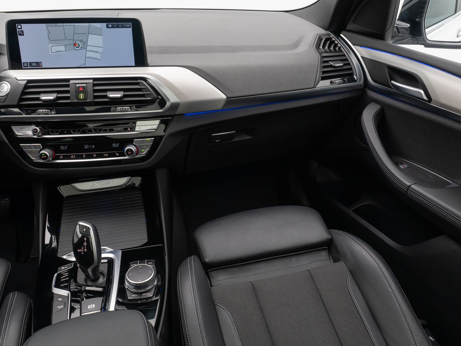 BMW X3 xD20d xLine - Samsaru's Car Outlet