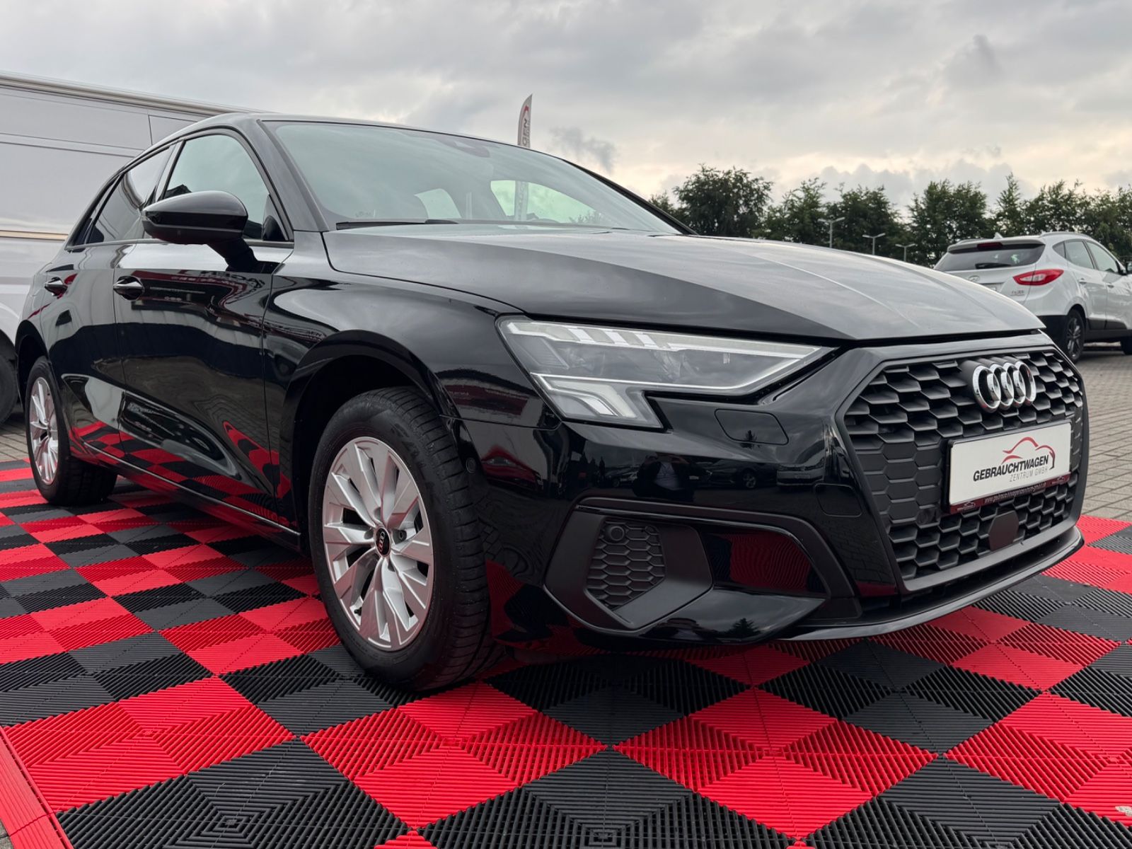 Audi A3 Sportback 40 TFSI e S-tronic - Samsaru's Car Outlet