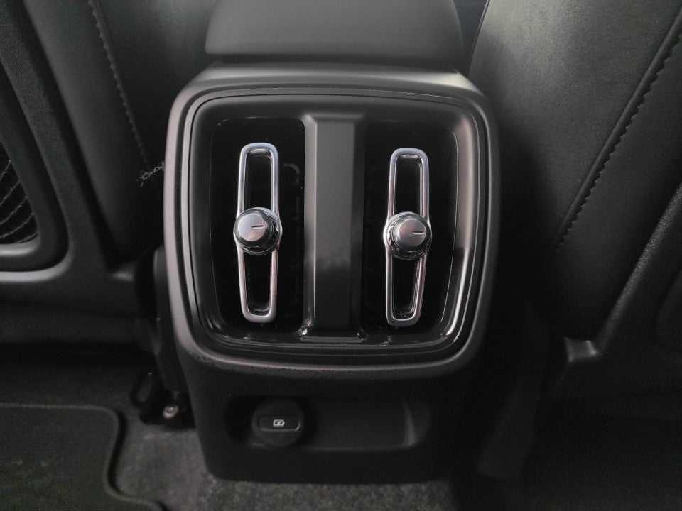 Volvo XC 40 PHEV 163CP