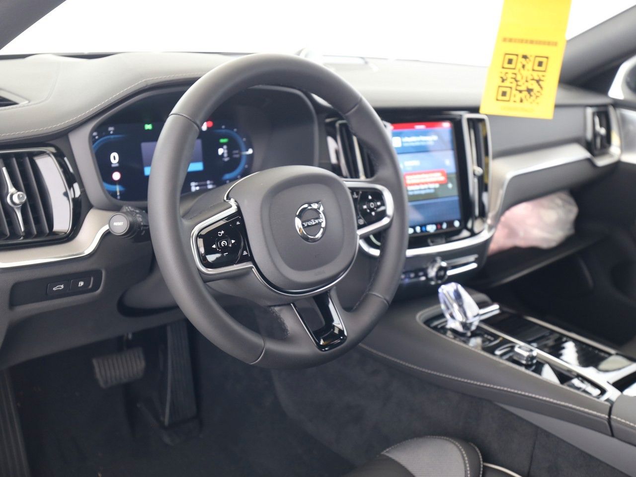 Volvo S60 T8  Polestar Engineered Recharge Plug-In Hy