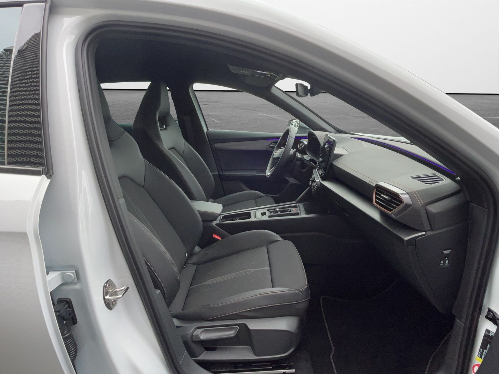 Cupra Formentor 1.4 TSI e-Hybrid  AHK Navi LED Kamera