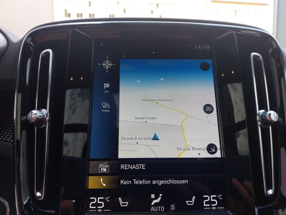 Volvo XC 40 D4 AWD R-Design