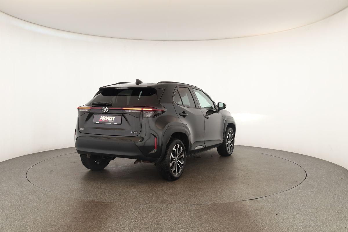 Toyota Yaris Cross CVT Team D LED Navi SHZ iACC Kam 17"