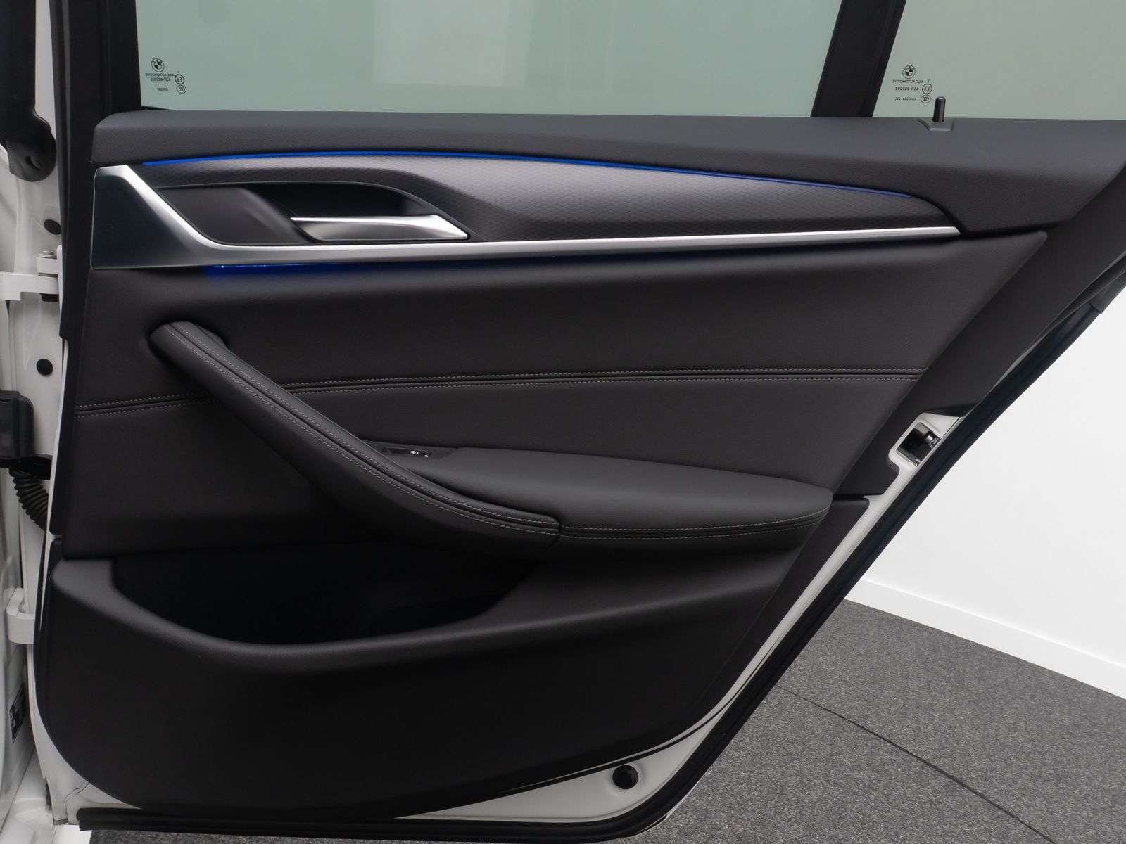 BMW 530d xD M Sport DAB Laser 360°HUD 4xKlima 19Zoll