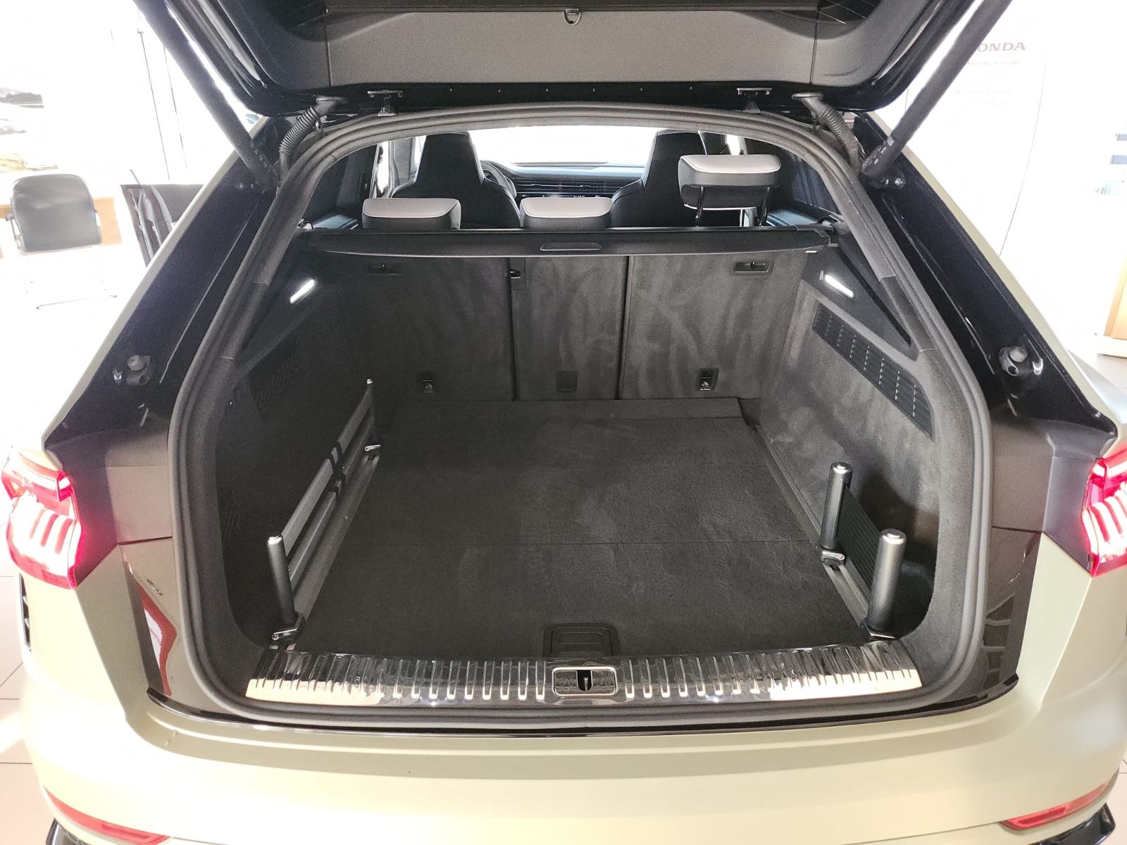 Audi RSQ8 Audi-Exclusive/Keramik/810PS MTM/VOLL