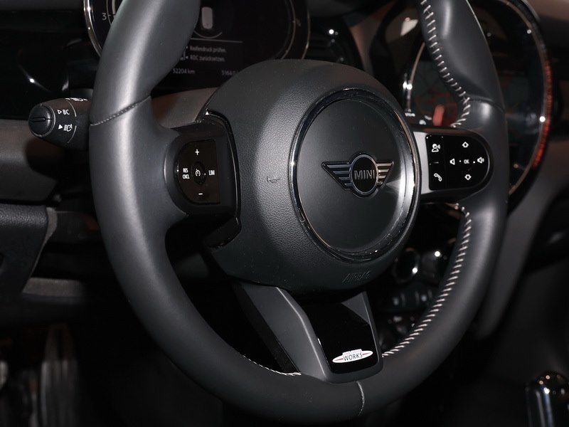 MINI Cooper JCW - Samsaru's Car Outlet