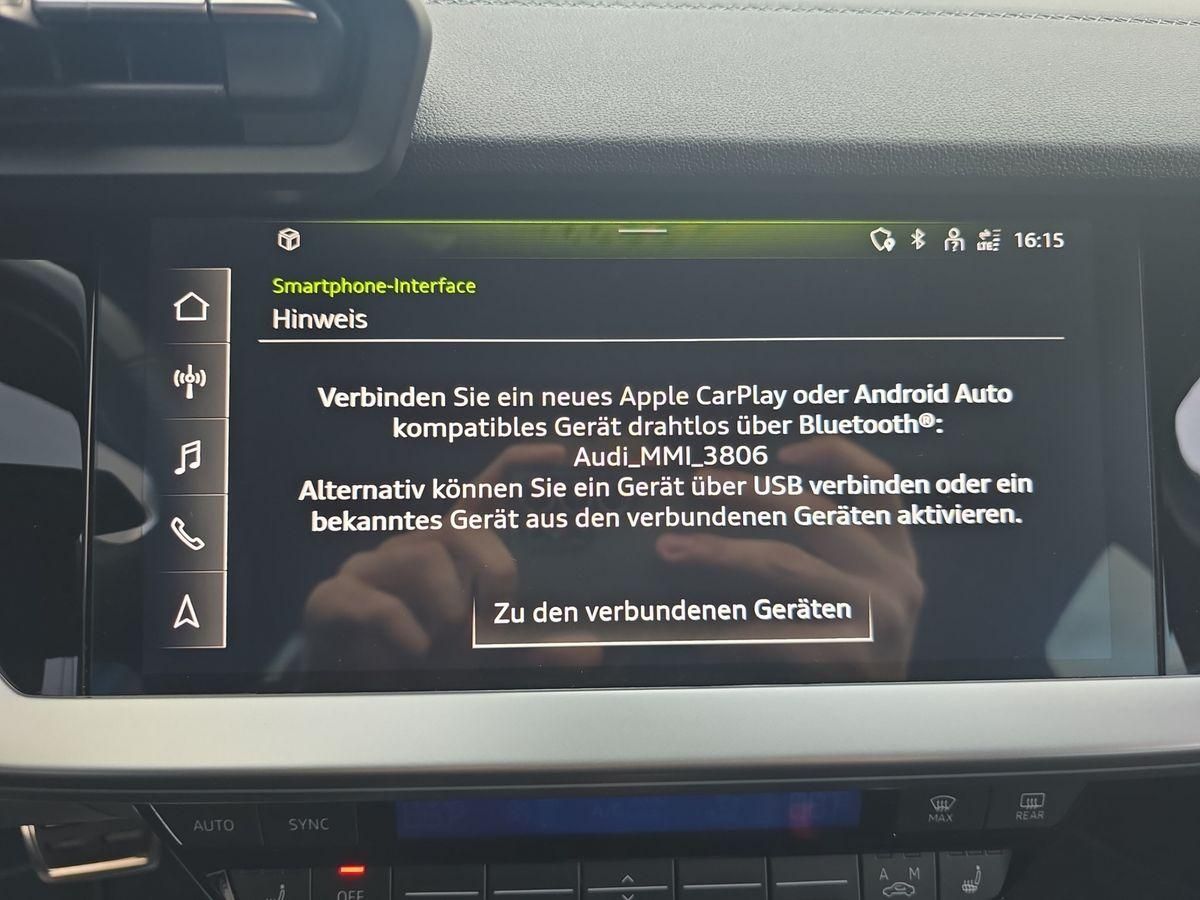 Audi A3 35 TFSI S line S-TRONIC MATRIX B&O ACC T-LEDE