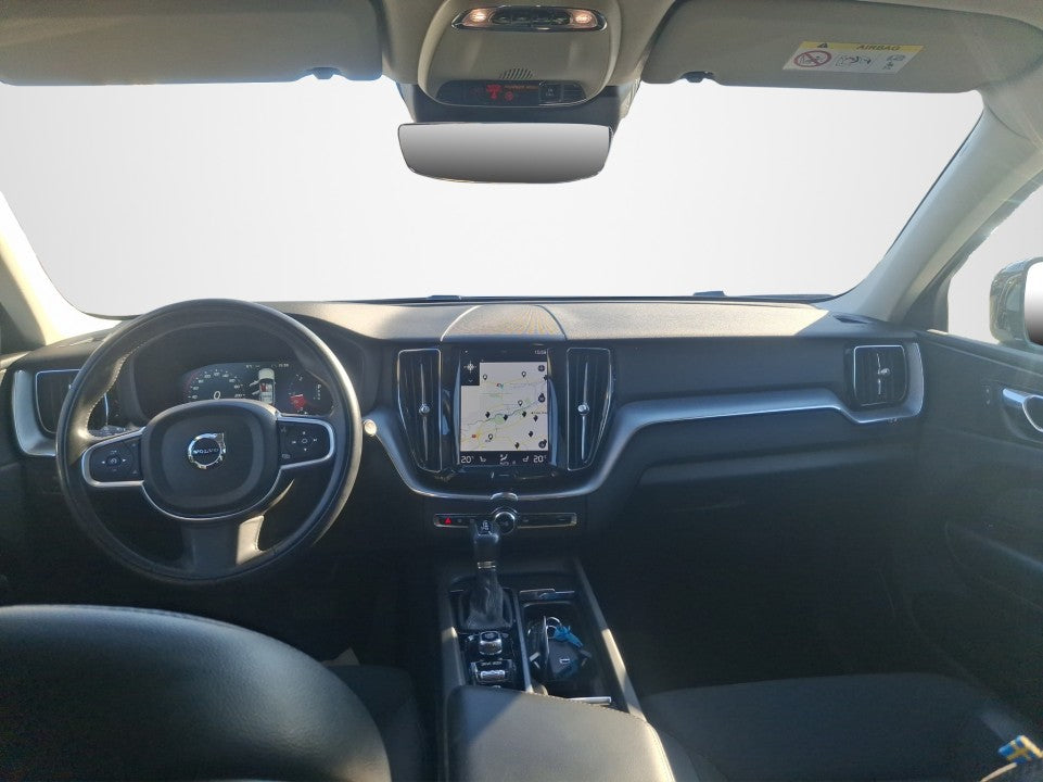 VOLVO XC 60 D5 AWD Momentum
