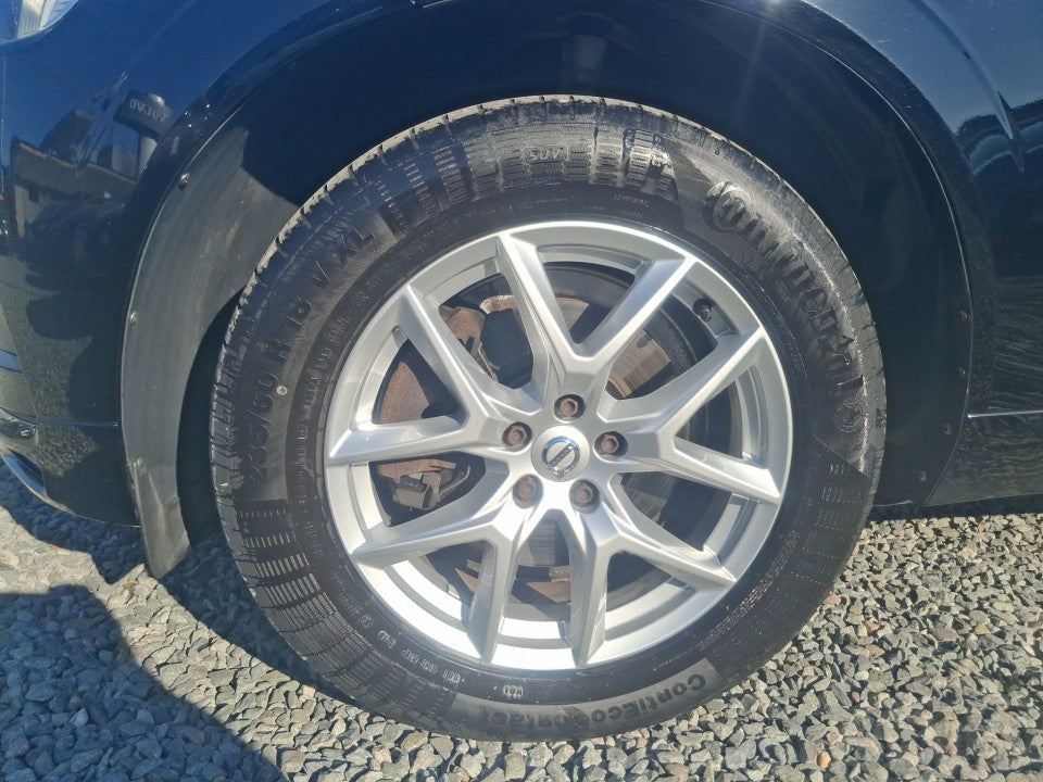 VOLVO XC 60 D5 AWD Momentum