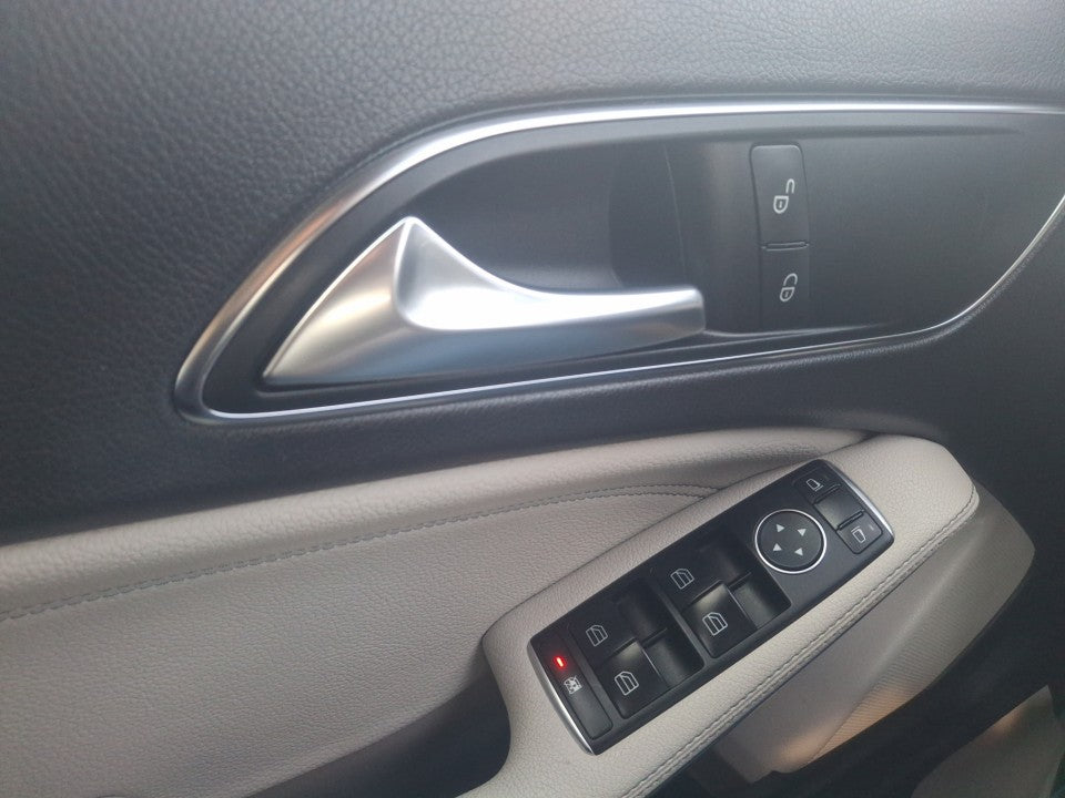 Mercedes-Benz A