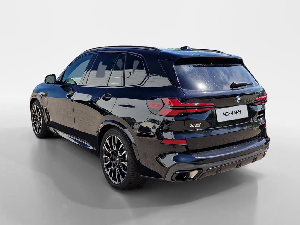 BMW X5 xDrive30d M Sport Pro 7-Sitzer+AHK+Pano+Inno+