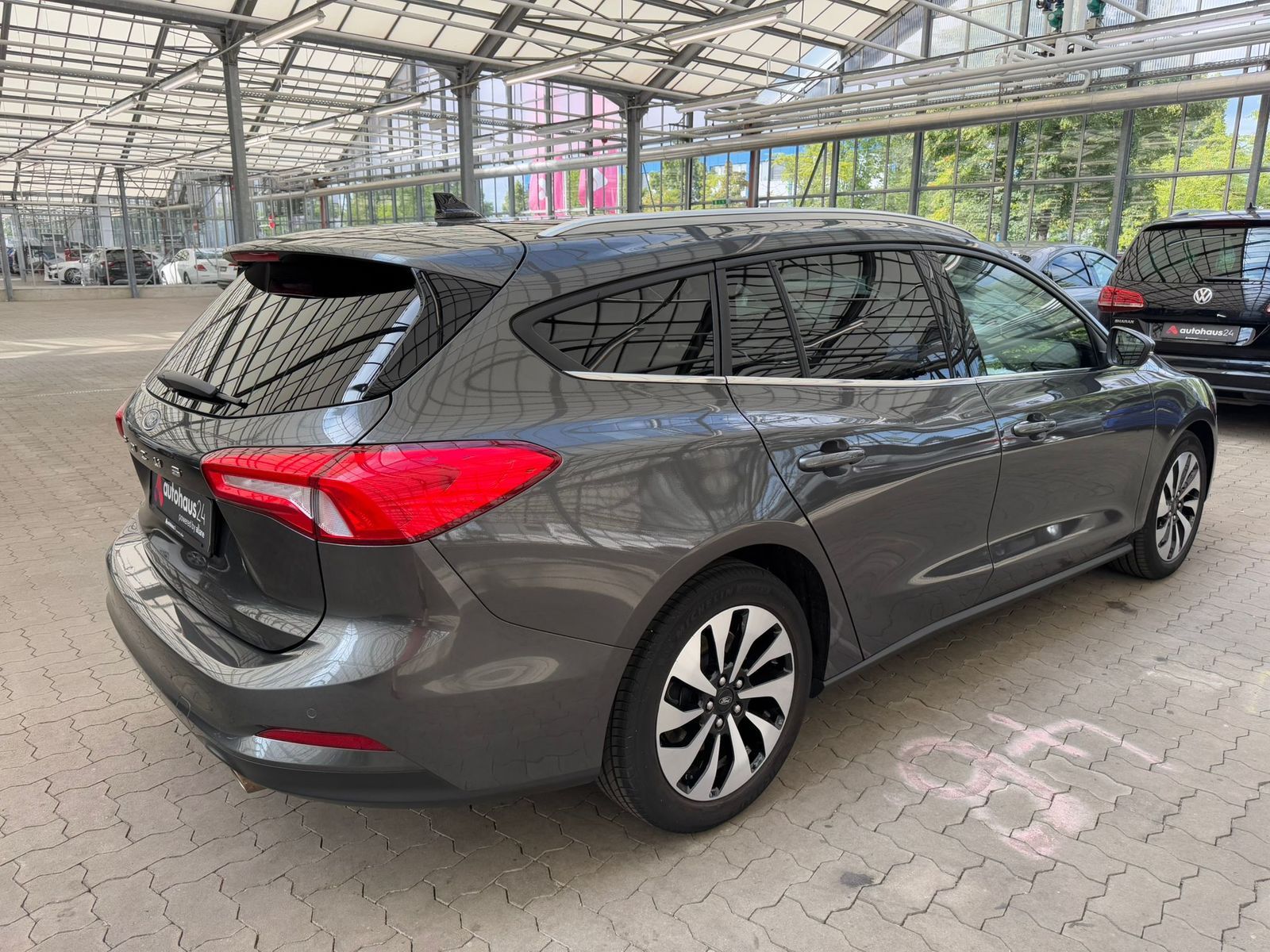 Ford Focus 1.0 EcoBoost - Samsaru's Car Outlet