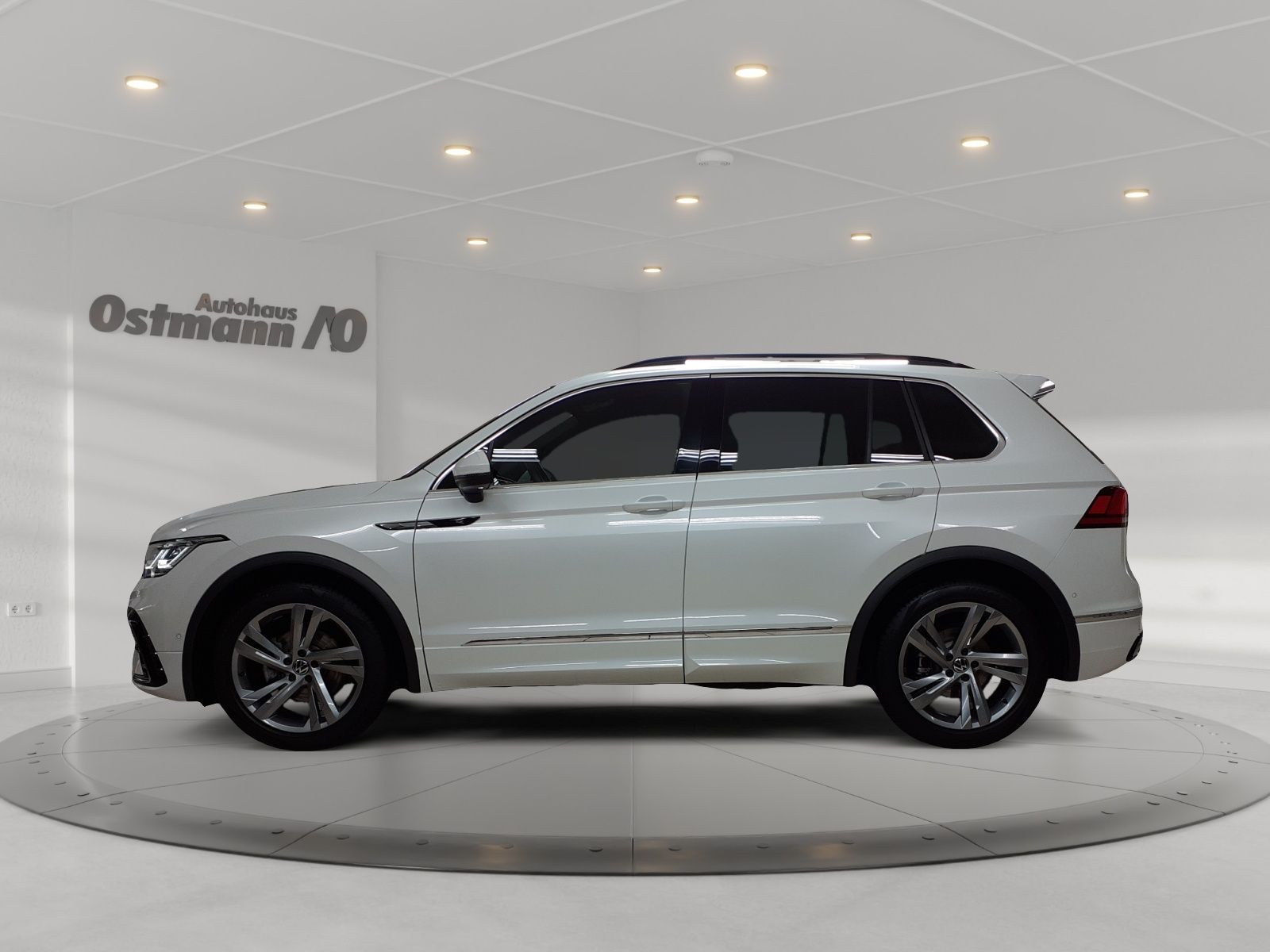 Volkswagen Tiguan 1.5TSI R-Line - Samsaru's Car Outlet
