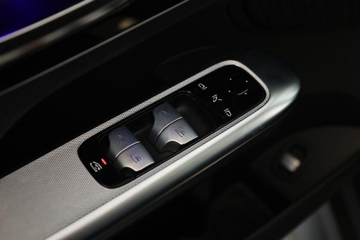 Mercedes-Benz GLC 300 d 4M AMG Advanced Night DIGITAL Pano AHK