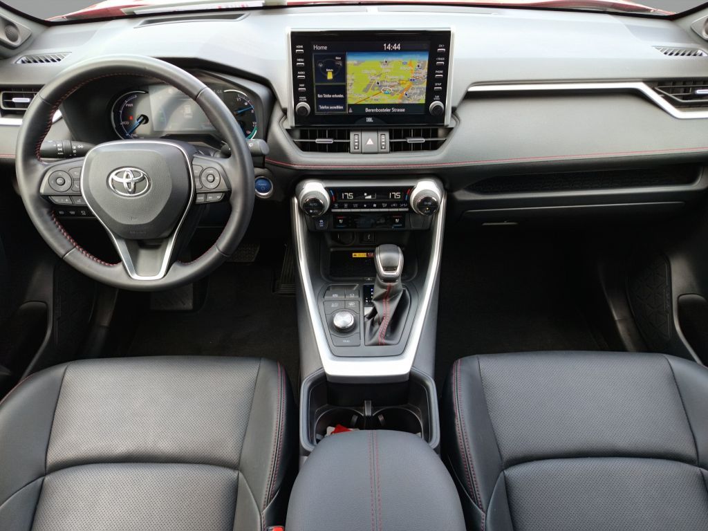 Toyota RAV 4 Plug-in-Hybrid - Samsaru's Car Outlet