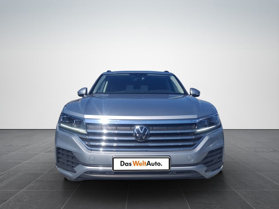 Volkswagen Touareg Garantie 12 luni / Rate / Leasing / Credit / Istoric si km certificati