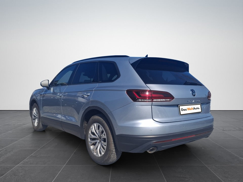 Volkswagen Touareg Garantie 12 luni / Rate / Leasing / Credit / Istoric si km certificati