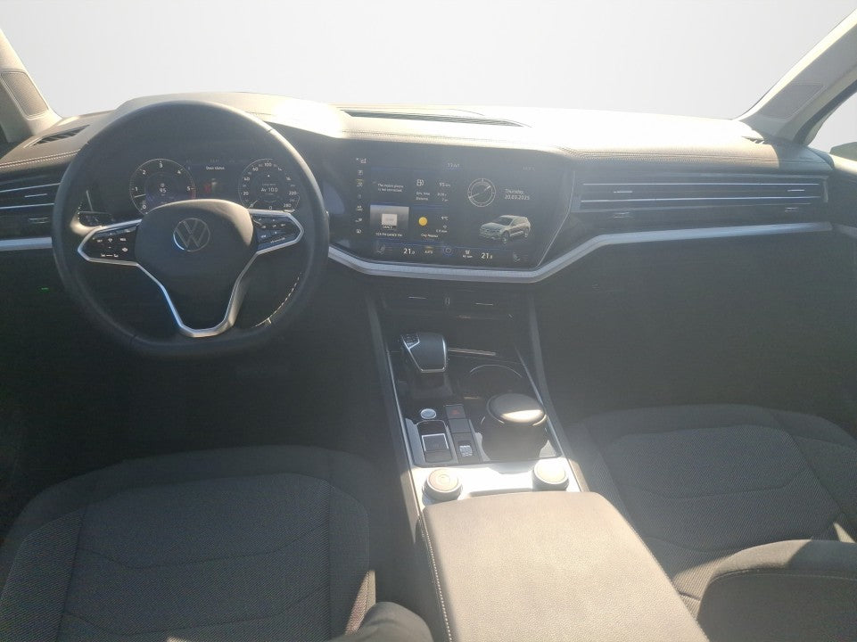 Volkswagen Touareg Garantie 12 luni / Rate / Leasing / Credit / Istoric si km certificati