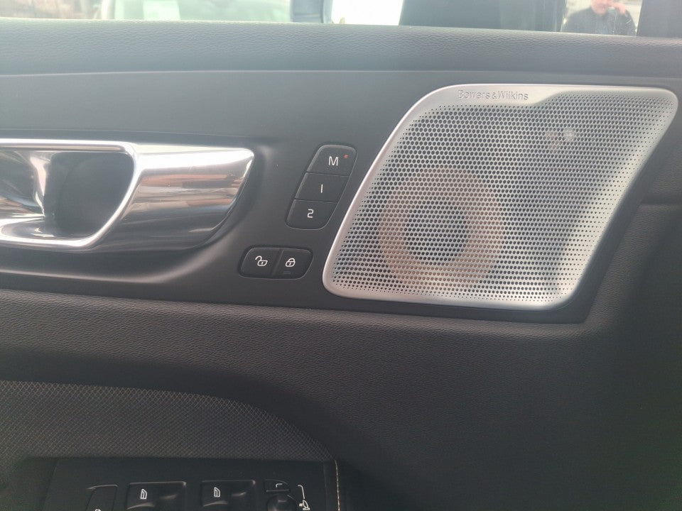 Volvo XC 60 Volvo XC60 B5 R-Design AWD Geartronic