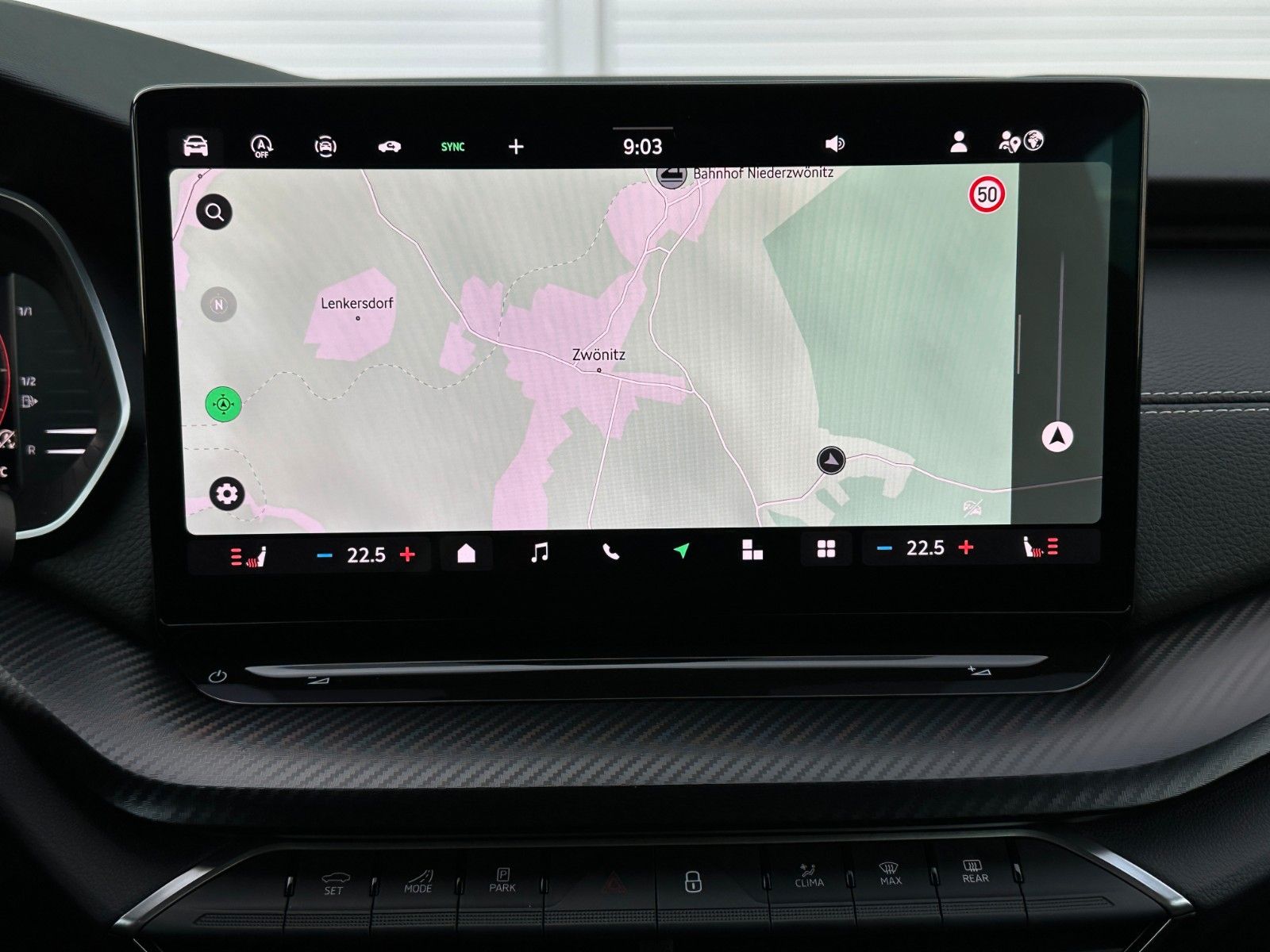Skoda 204PS 4x4 DSG Sportline NAVI KAMERA eHK LM18"AHK
