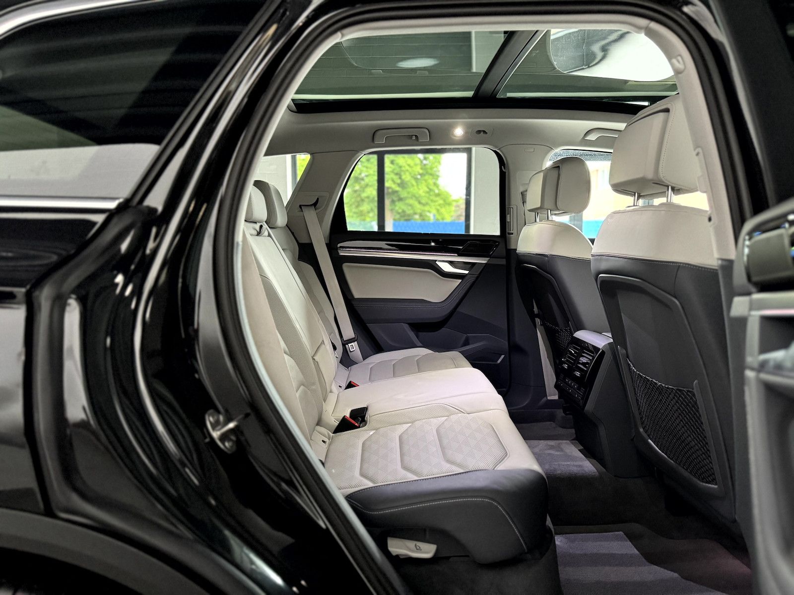 Volkswagen Touareg 3.0 TSI eHybrid 4Motion*IQ*Pano*AHK*HUD*
