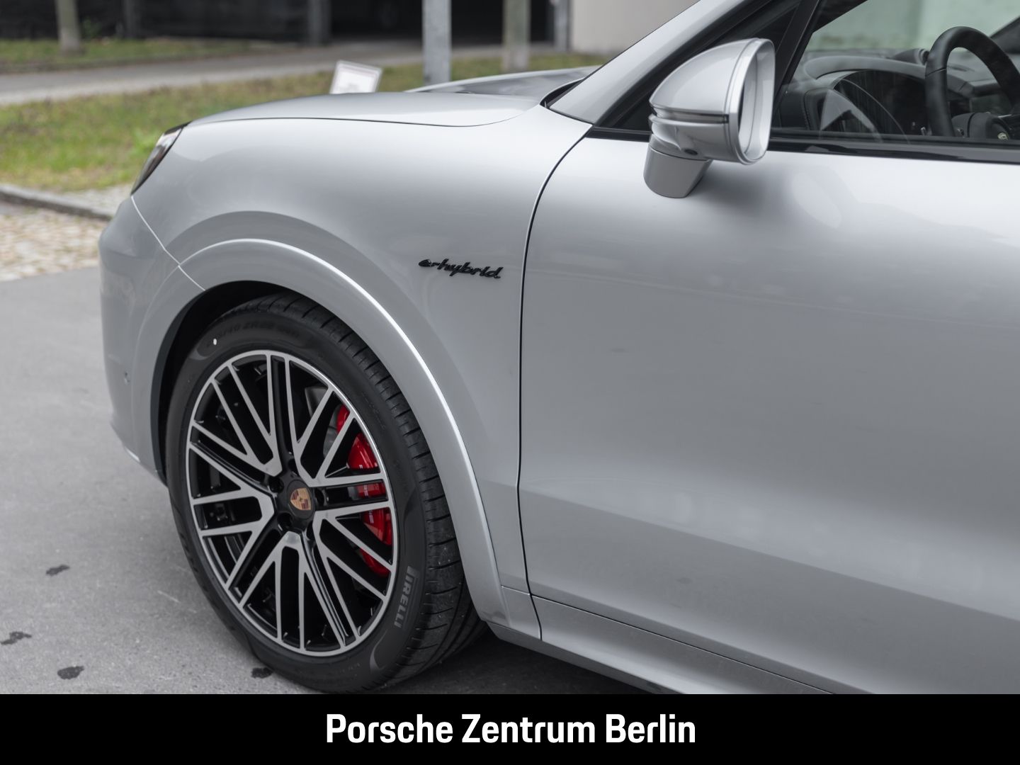 Porsche Cayenne S E-Hybrid Burmester Sportabgasanlage