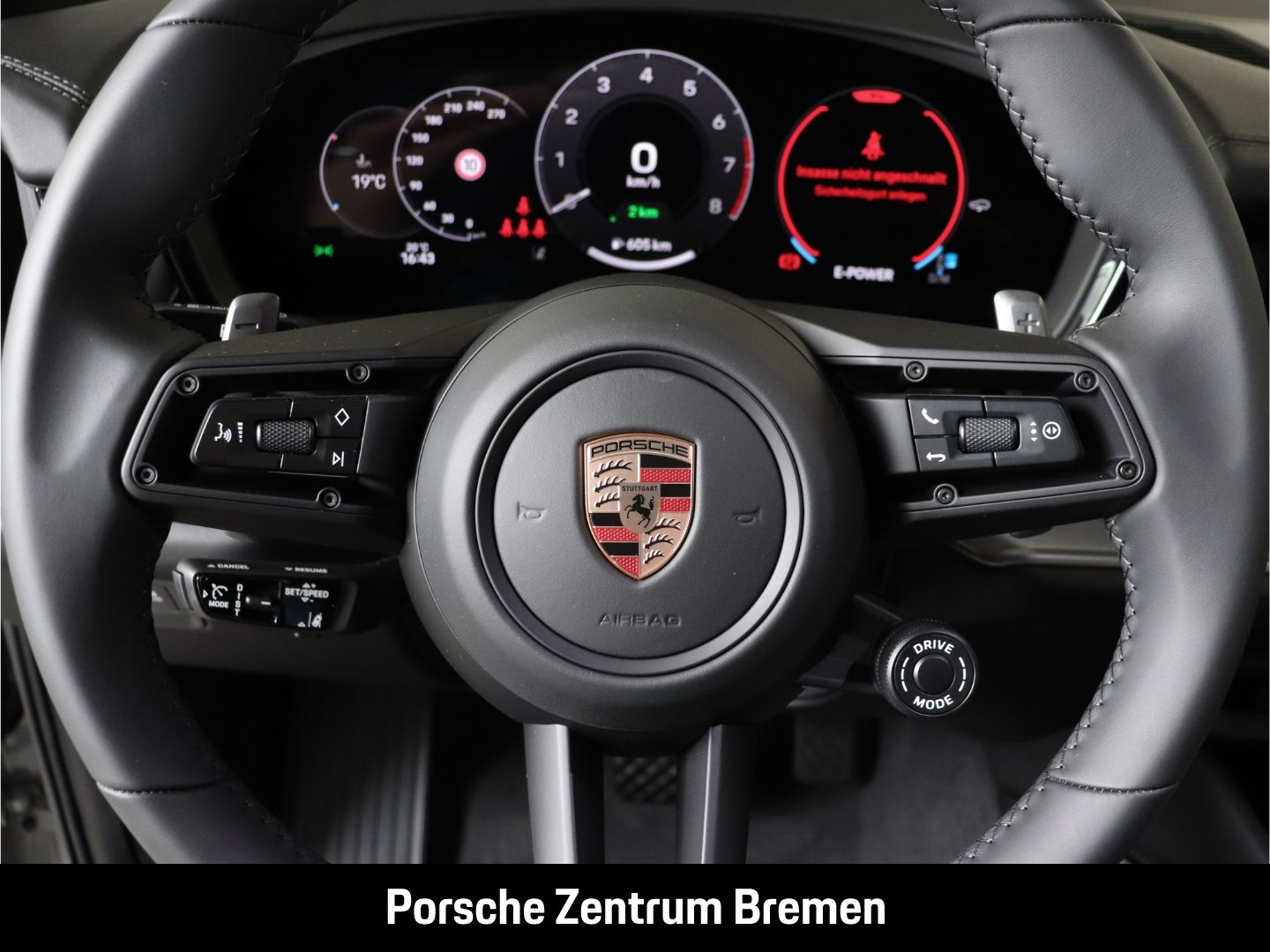 Porsche Cayenne E-Hybrid Coupe Sport Design HD-Matrix-LE