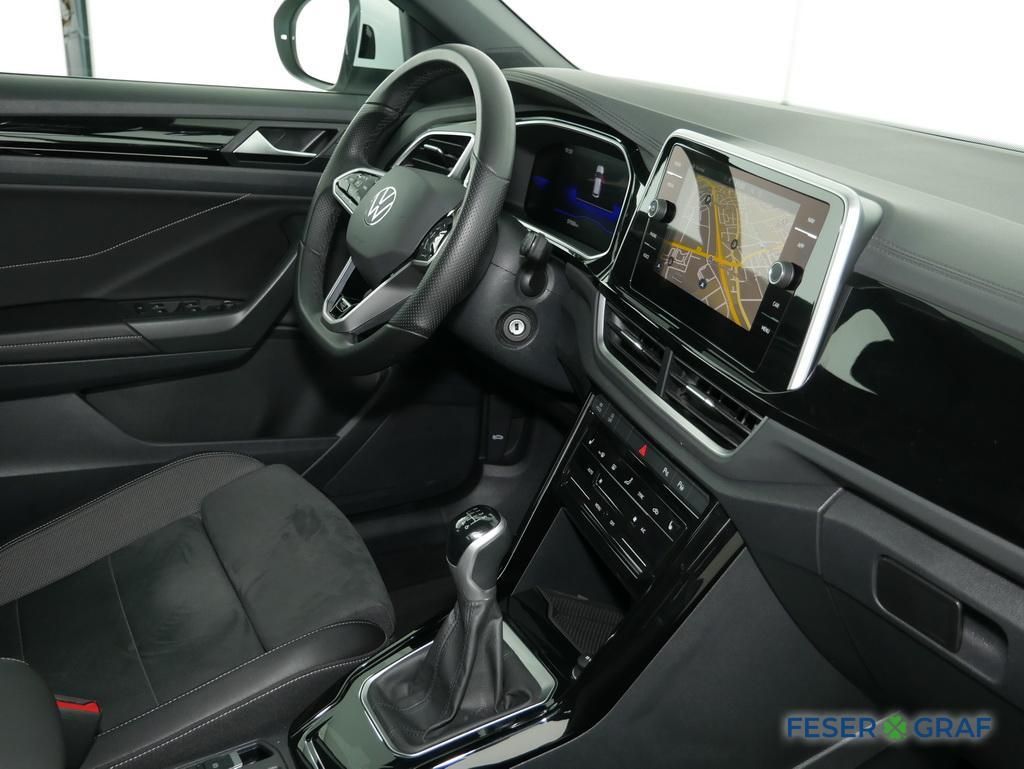 Volkswagen T-Roc R-Line 1.5 TSI - Samsaru's Car Outlet