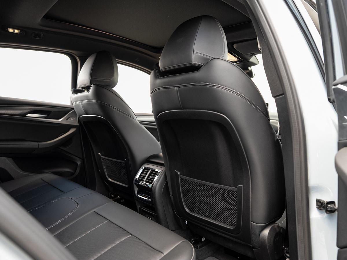 BMW X4 xDrive30d M-Sport AHK PANO ACC HuD Laser KoZg