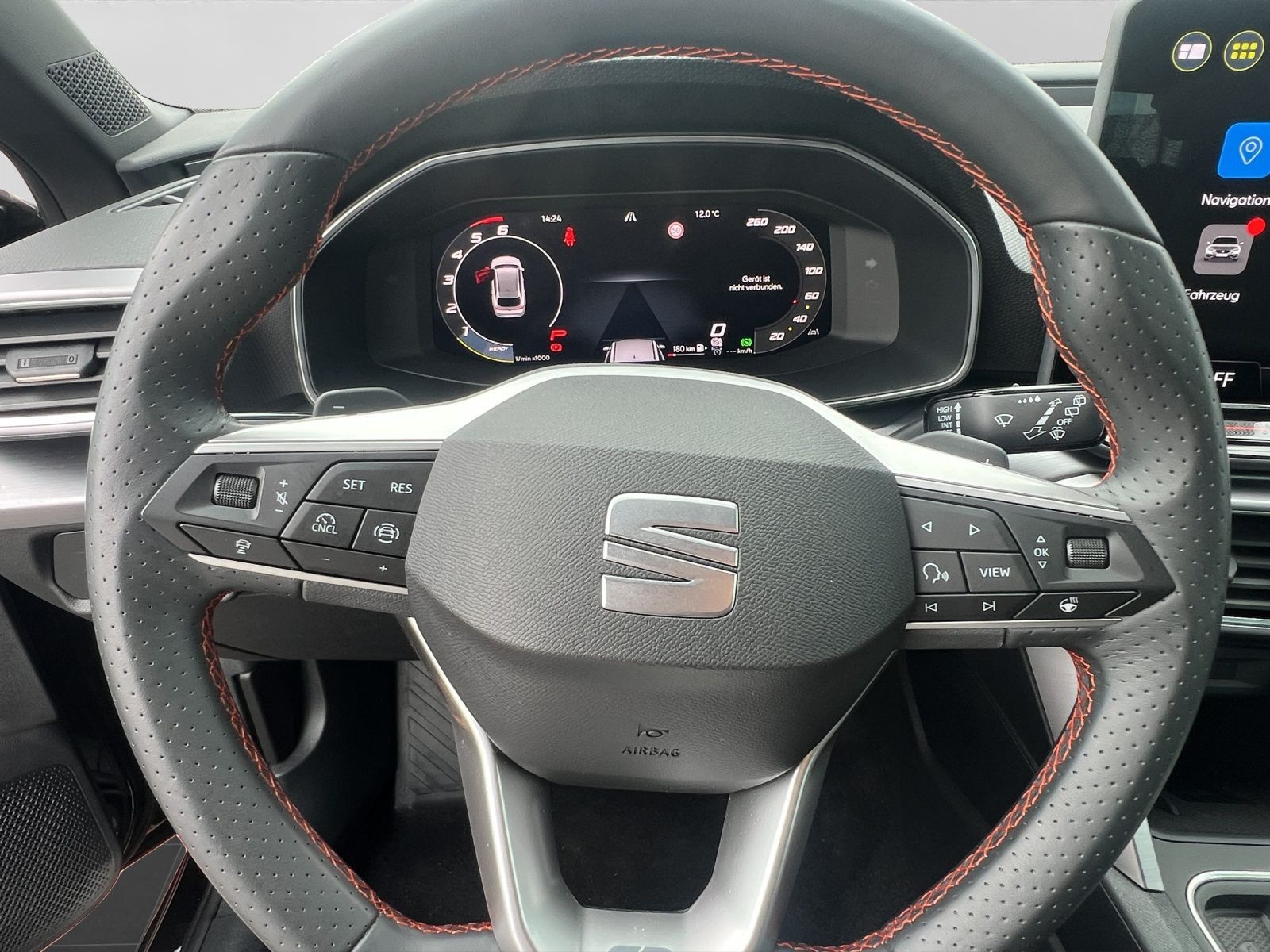 Seat Leon Sportstourer 2.0 TDI DSG FR NAVI AHK ACC PA