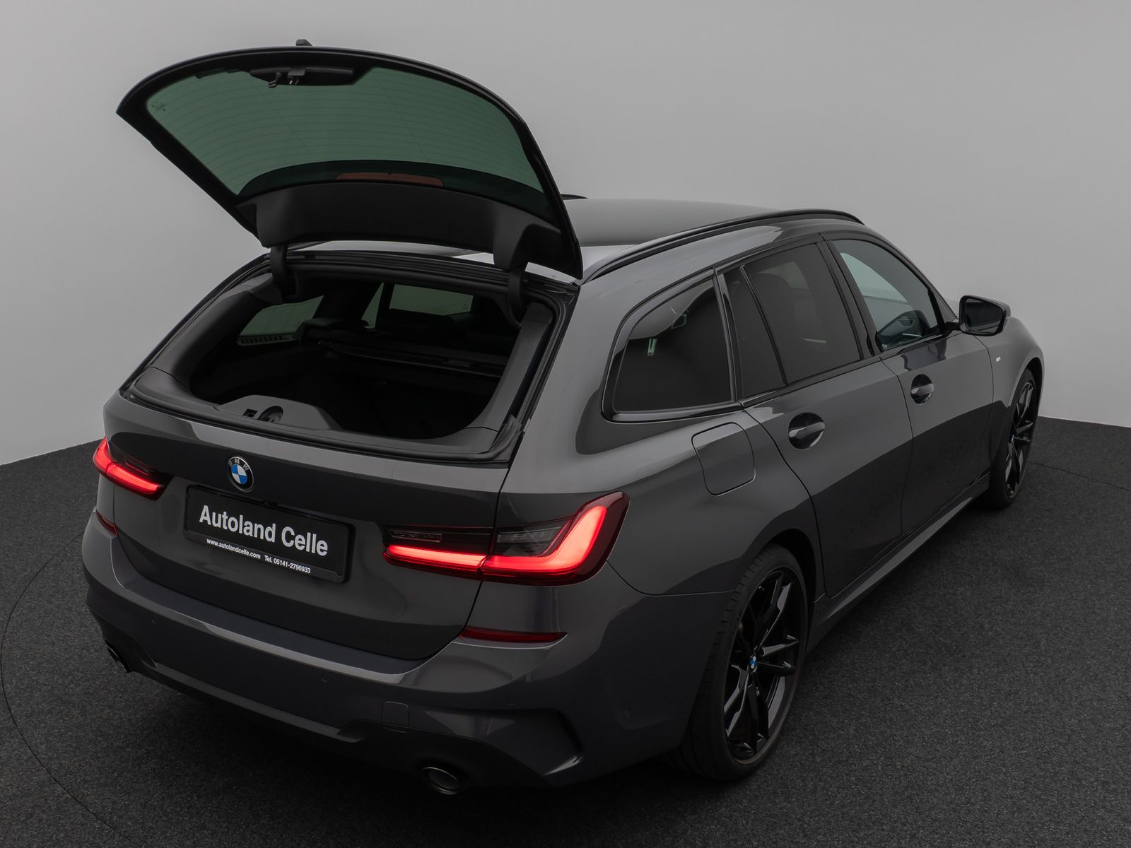BMW 330i M Sport - Samsaru's Car Outlet
