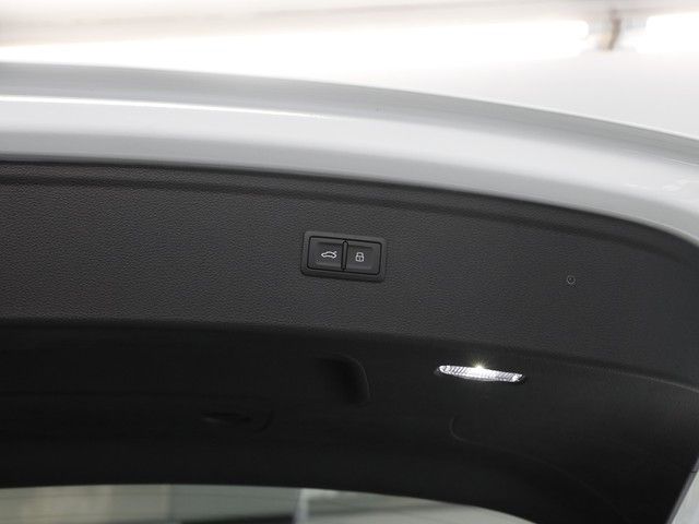 Audi Q5 55 TFSI e quattro S line AHK Pano HuD ACC Mat