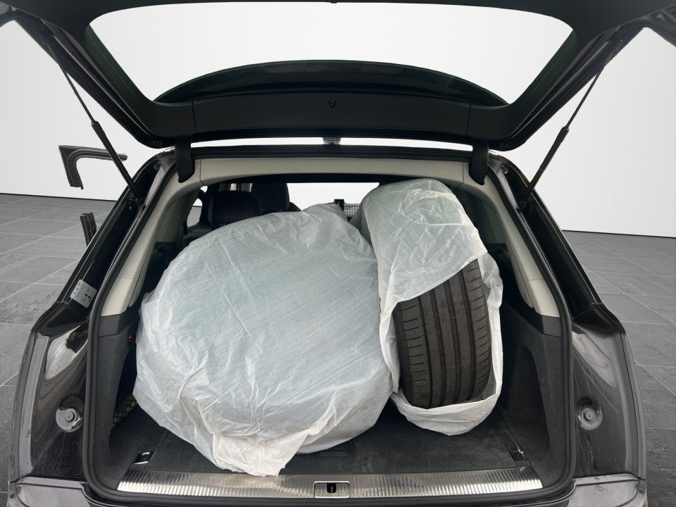 Audi Q7 3.0 TDI 330 Cp MTM