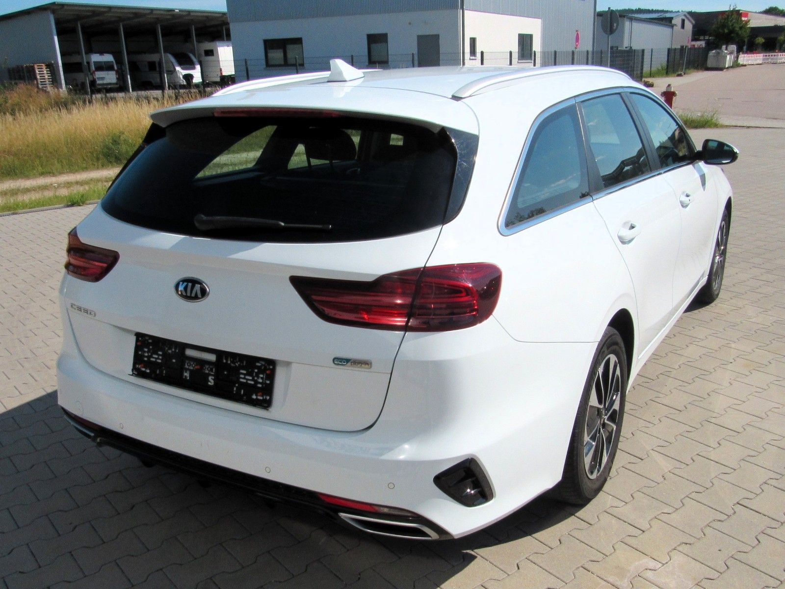 Kia Ceed Sportswagon 1.6 PHEV Spirit - Samsaru's Car Outlet