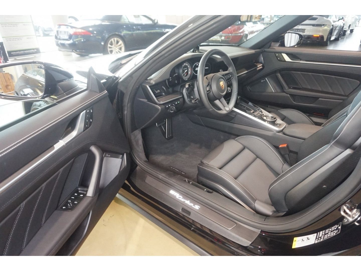 Porsche 911 Turbo S Cabrio*Burmester ACC Sport-AGA Lift