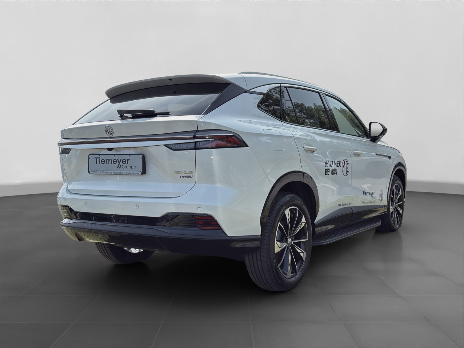 MG HS PHEV 1.5 Luxury Allwetter Reifen *Finanzierun
