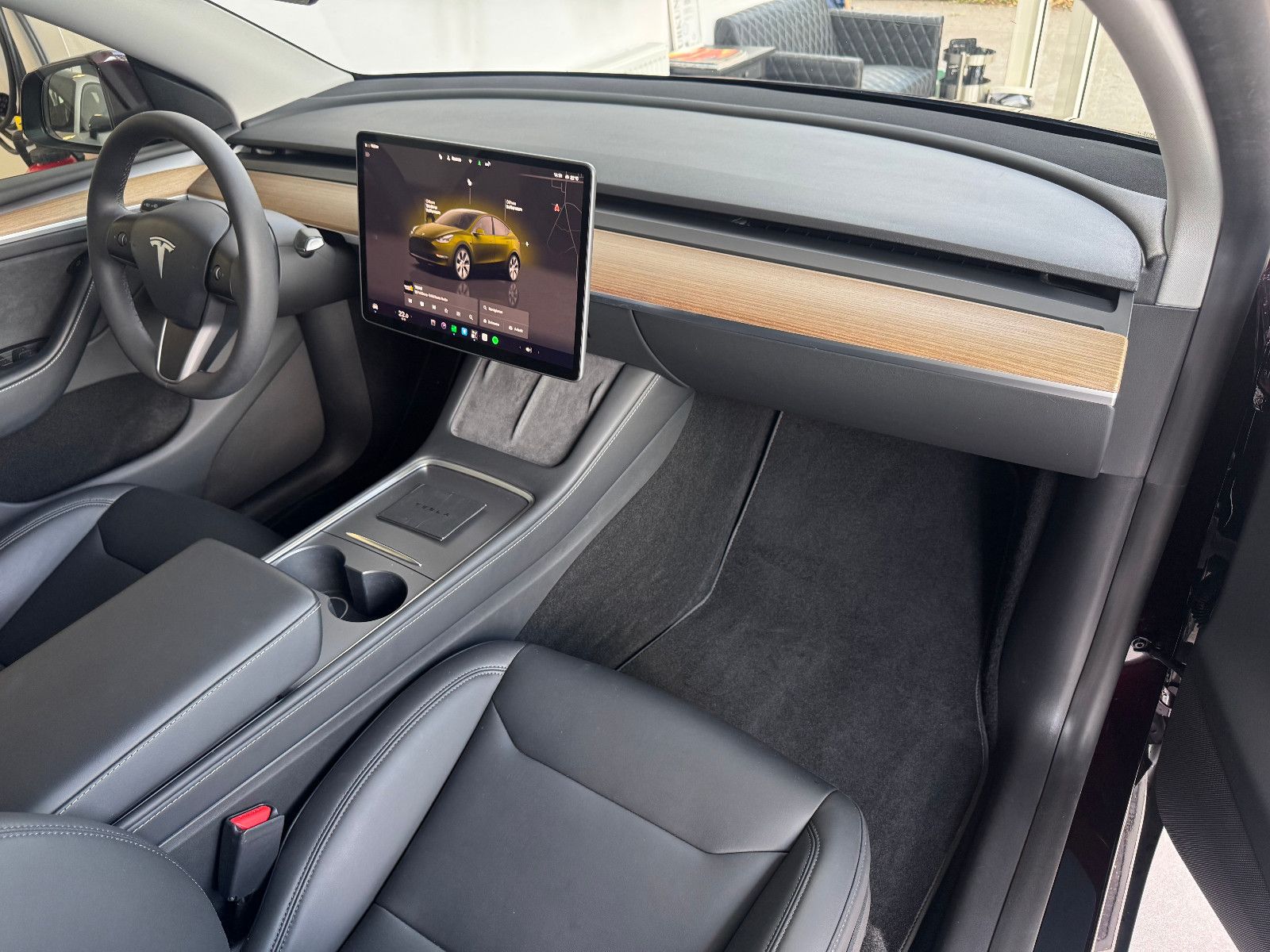 Tesla Model Y Long Range Dual Motor AWD MidnightCherry