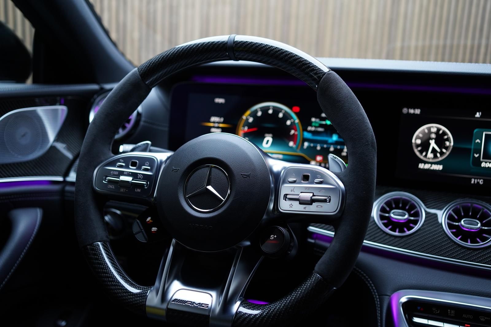 Mercedes-Benz AMG GT 43 4M+ - Samsaru's Car Outlet