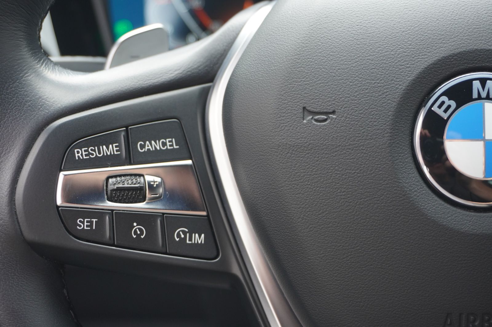 BMW 320d Touring Sport Line - Samsaru's Car Outlet