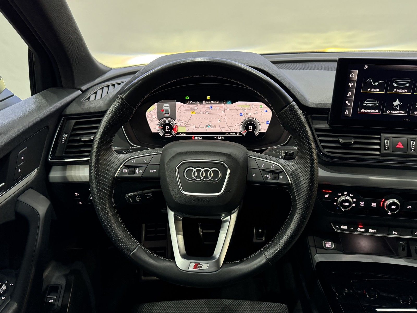 Audi Q5 40 TDI quattro S line - Samsaru's Car Outlet