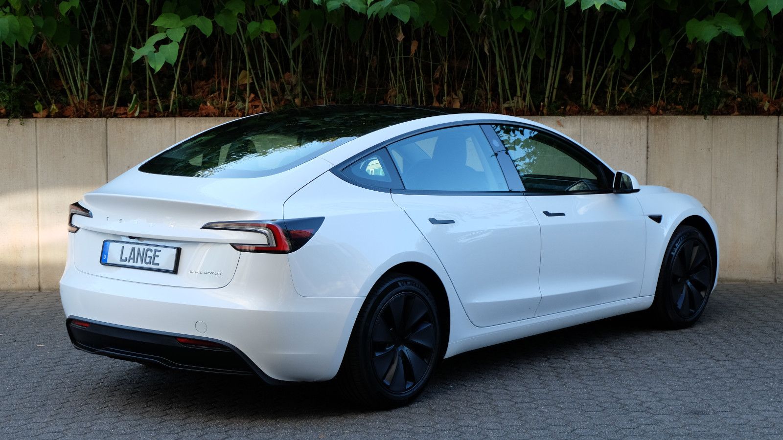 Tesla Model 3 Long Range Dual Motor AWD, HIGHLAND, AHK