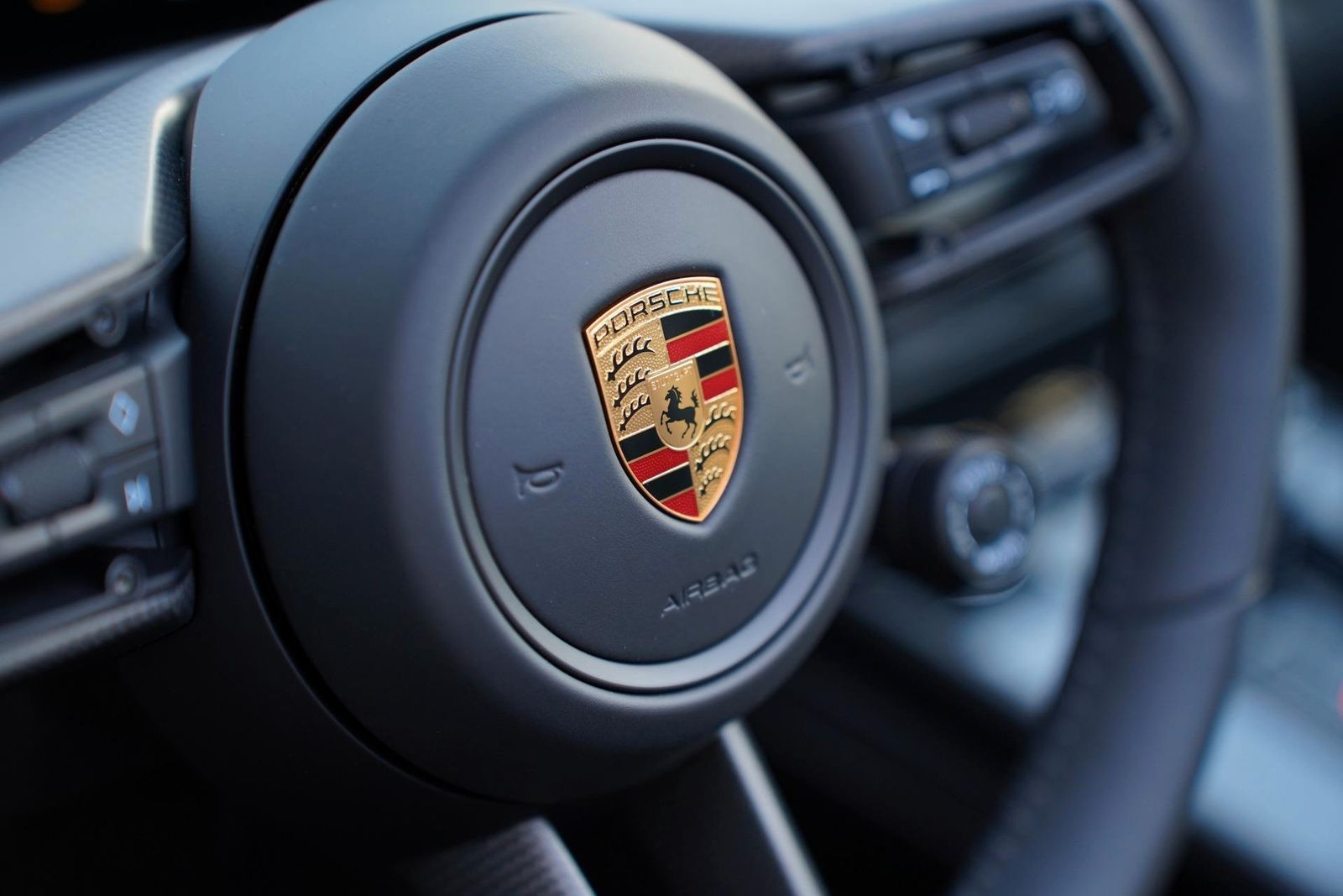 Porsche 992 4 GTS Targa Inno HAL Lift Bose Matrix 360...