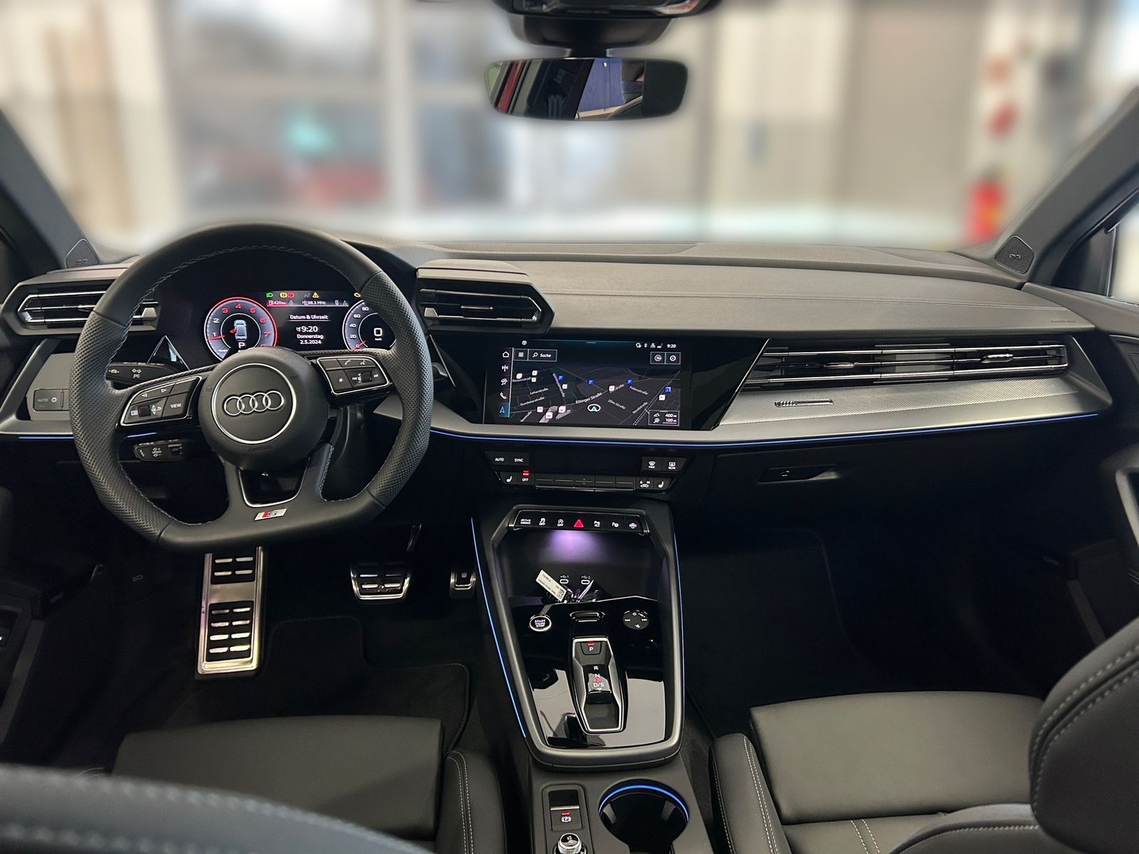 Audi A3 Limousine 35 TFSI advanced - Samsaru's Car Outlet