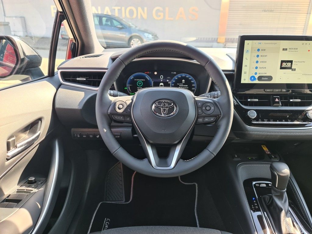 Toyota Corolla 2.0 Hybrid Touring Sports Team D