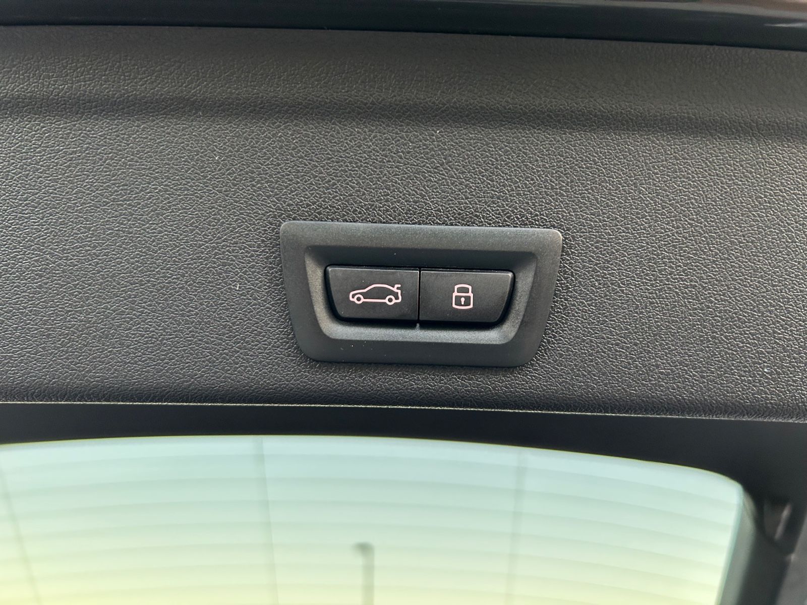 BMW X6 30d M Sport Pro - Samsaru's Car Outlet