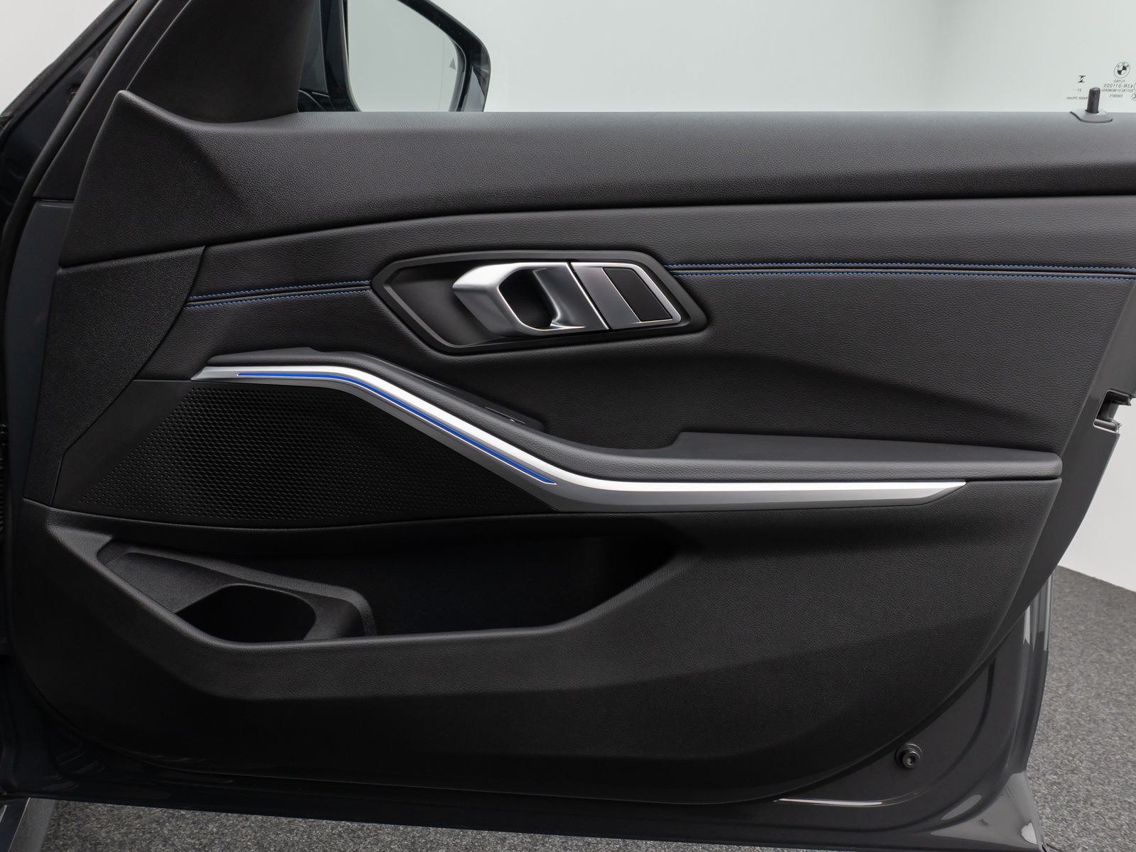 BMW 330i M Sport - Samsaru's Car Outlet