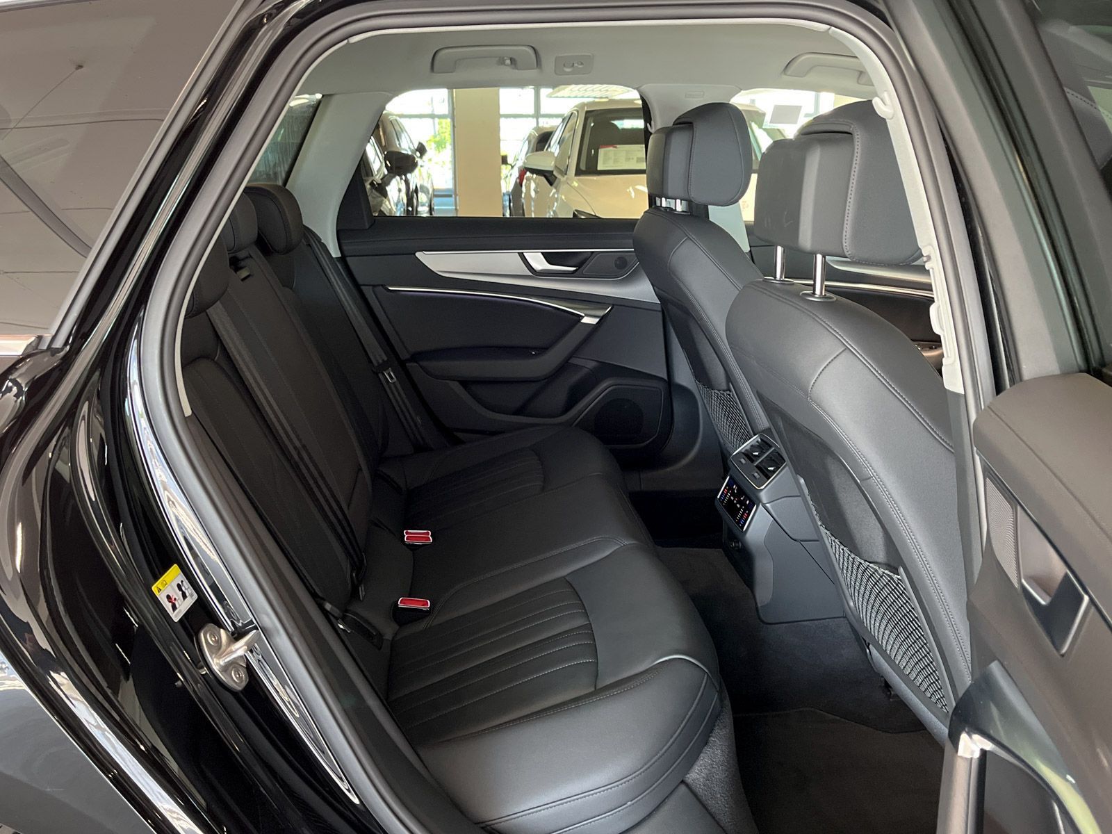 Audi A6 Avant 40 TDI qu. design S tronic - Samsaru's Car Outlet