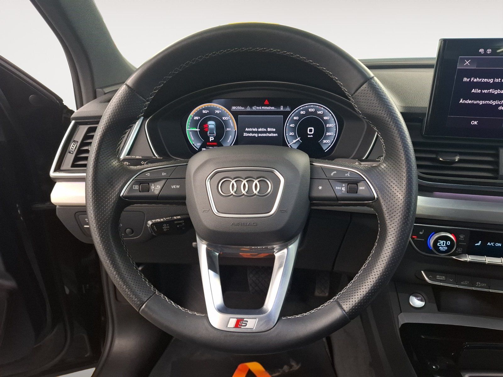 Audi Q5 50 TFSI e quattro S line S-Line AHK Matrix AC