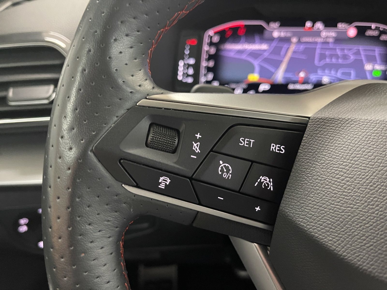 Seat Tarraco 2.0 TSI 4D FR AHK Pano LED LM 20" Navi A
