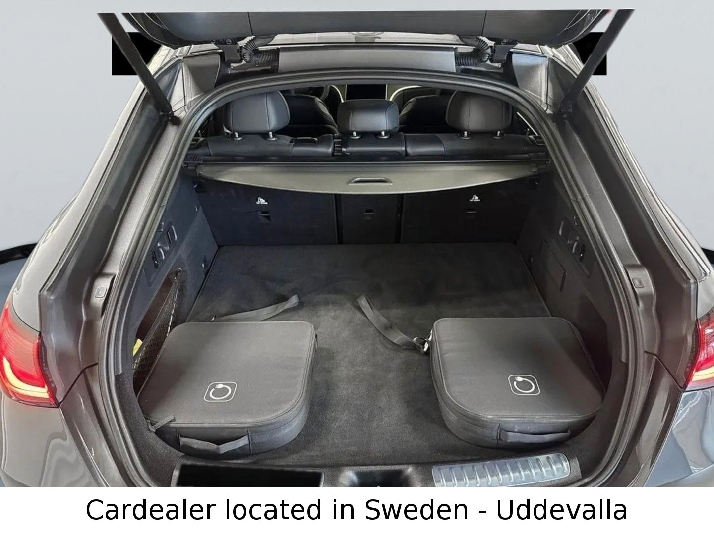 Mercedes-Benz GLC 300e 300 e Coupe 4Matic 313hp AMG Pano *VAT*